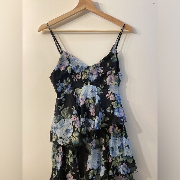 Abercrombie & Fitch Women’s Black Asymmetrical Ruffle Layered Dress - Picture 4 of 16